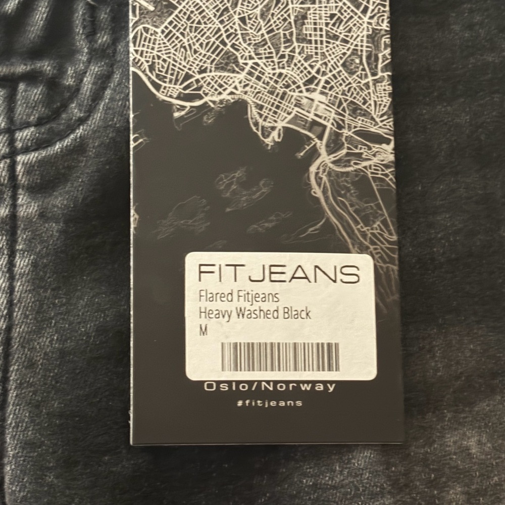 FITJEANS Black washed with flare leg - Picture 2 of 4
